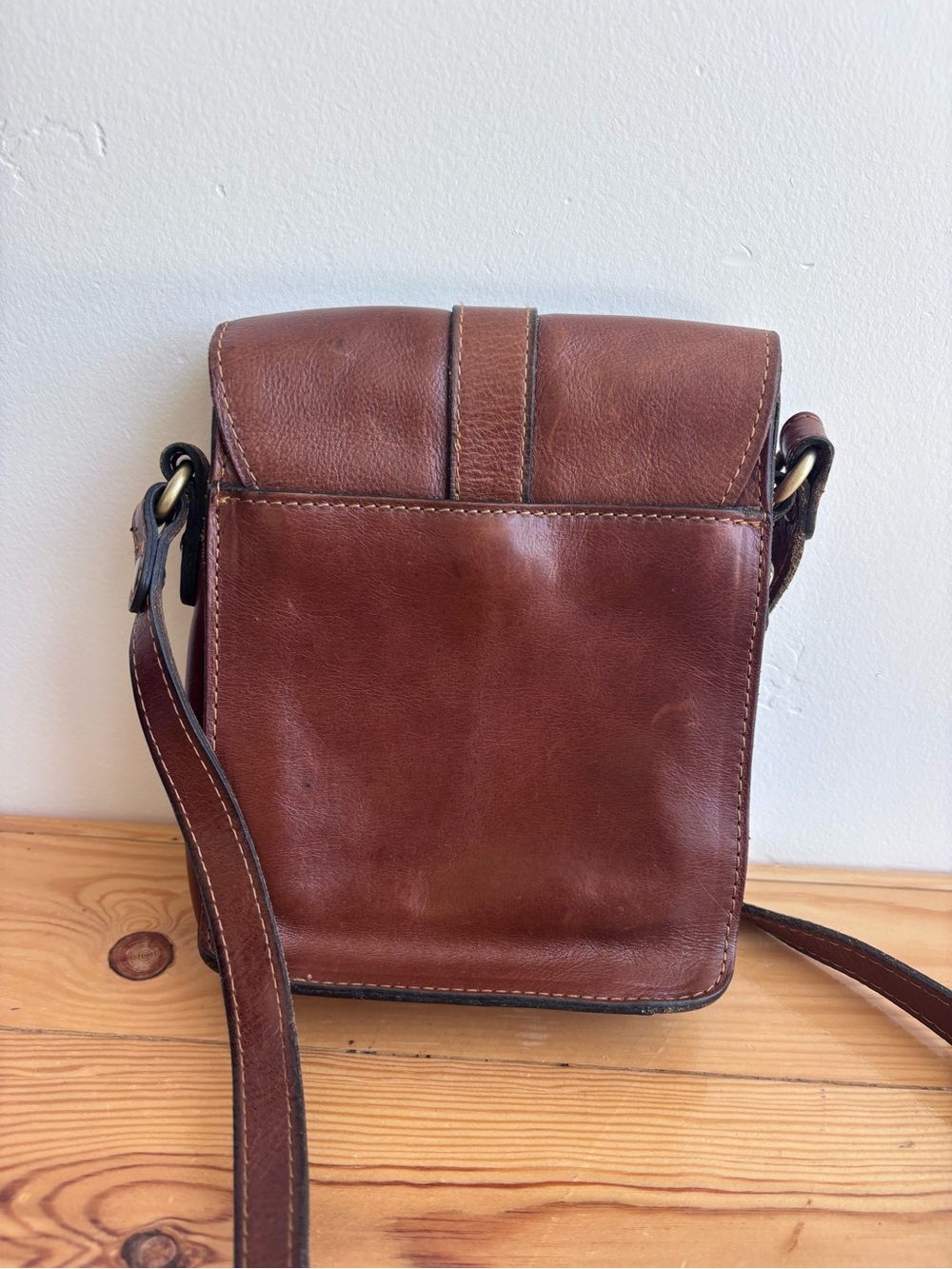 PATRICIA NASH CASCINA CROSSBODY BAG with Buckle LEATHER Cognac - Picture 8 of 15